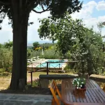 Vila Monterzi 4, Emma