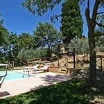 Monterzi 4, Emma
