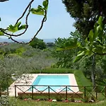 Monterzi 4, Emma Vila *